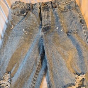 Distressed Light Washed Jeans